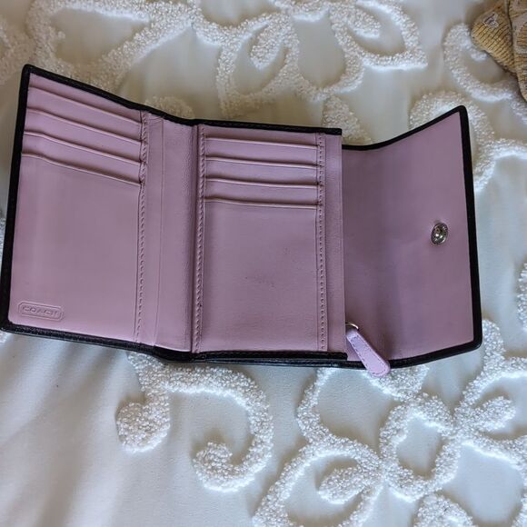 COACH Classic Trifold Wallet🖤 Black & Lavender - Picture 11 of 15